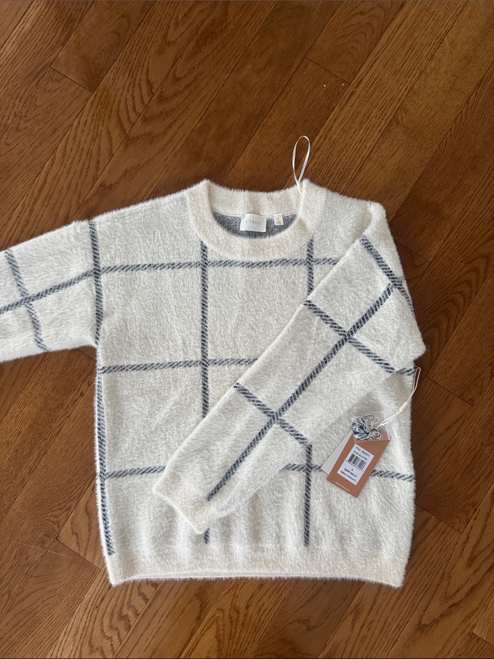 Soft Navy & White Women's Cream Windowpane Sweater NWT